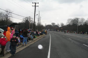 201_hville_christmas_prade_12052010.jpg