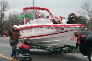 211_hville_christmas_prade_12052010.jpg