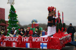 227_hville_christmas_prade_12052010.jpg