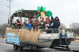 234_hville_christmas_prade_12052010.jpg