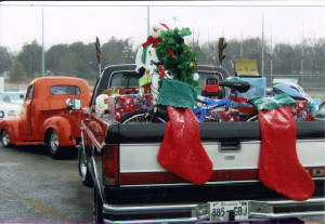 hville-christmas-parade-d.12052010.jpg