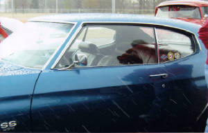 hville-christmas-parade-e.12052010.jpg