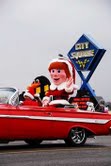 250_hville_christmas_prade_12052010.jpg