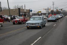 2723_hville_christmas_prade_12052010.jpg