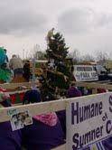 57373_hville_christmas_prade_12052010.jpg