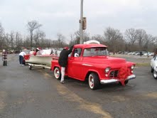 5741_hville_christmas_prade_12052010.jpg