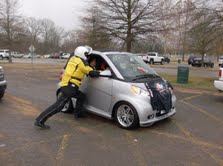 5755_hville_christmas_prade_12052010.jpg