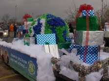 5769_hville_christmas_prade_12052010.jpg