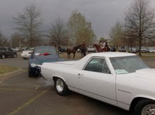 5778_hville_christmas_prade_12052010.jpg