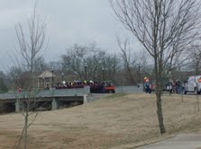 5786_hville_christmas_prade_12052010.jpg