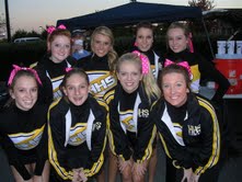 594.10152010-hhs_cheerleaders.jpg